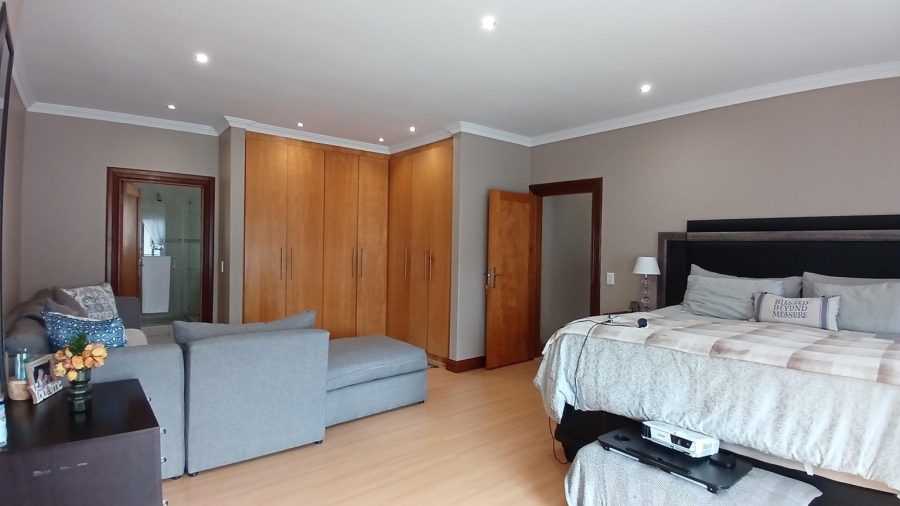 4 Bedroom Property for Sale in New Market Gauteng