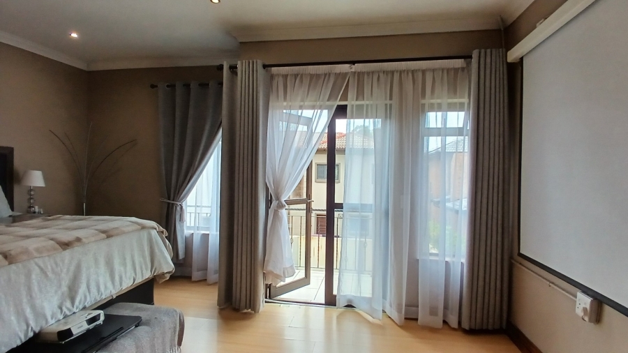 4 Bedroom Property for Sale in New Market Gauteng