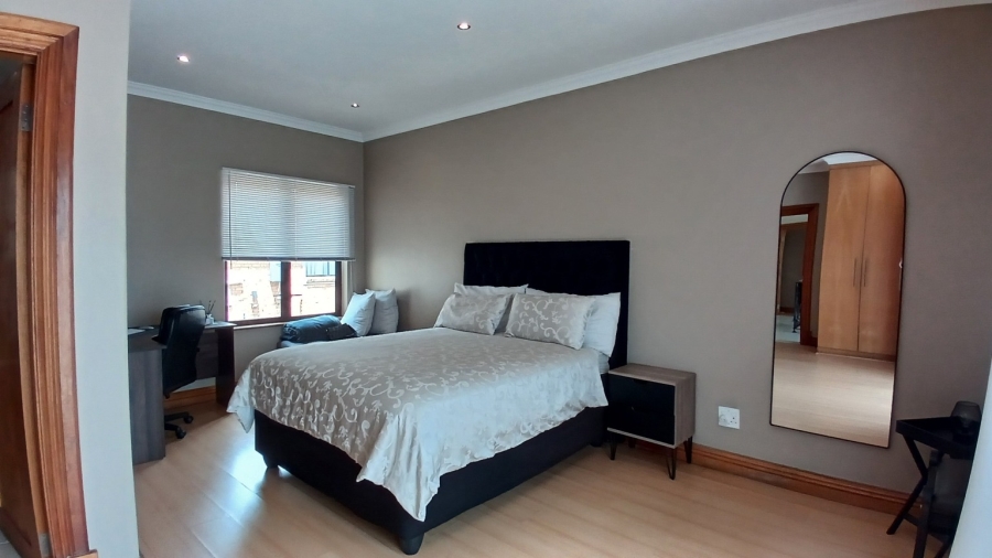 4 Bedroom Property for Sale in New Market Gauteng