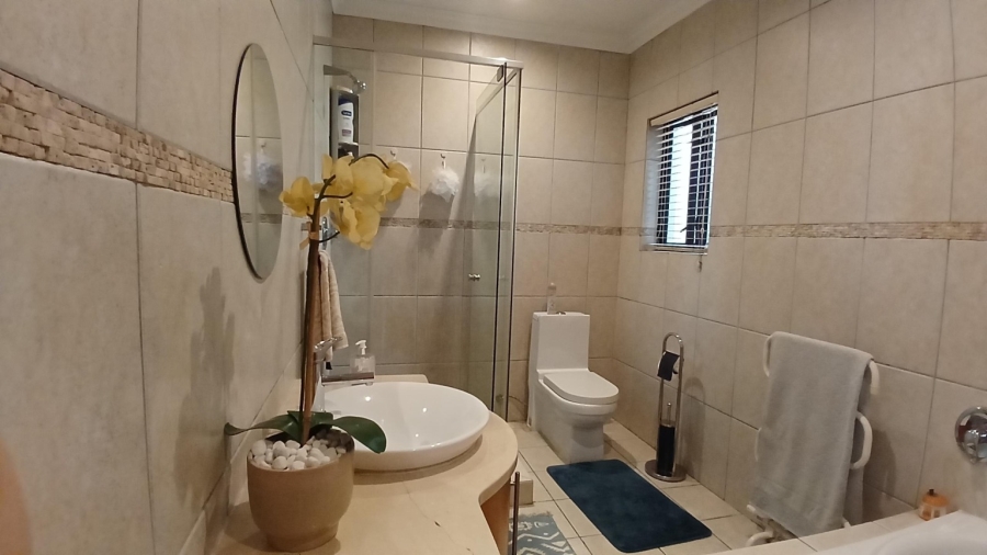 4 Bedroom Property for Sale in New Market Gauteng