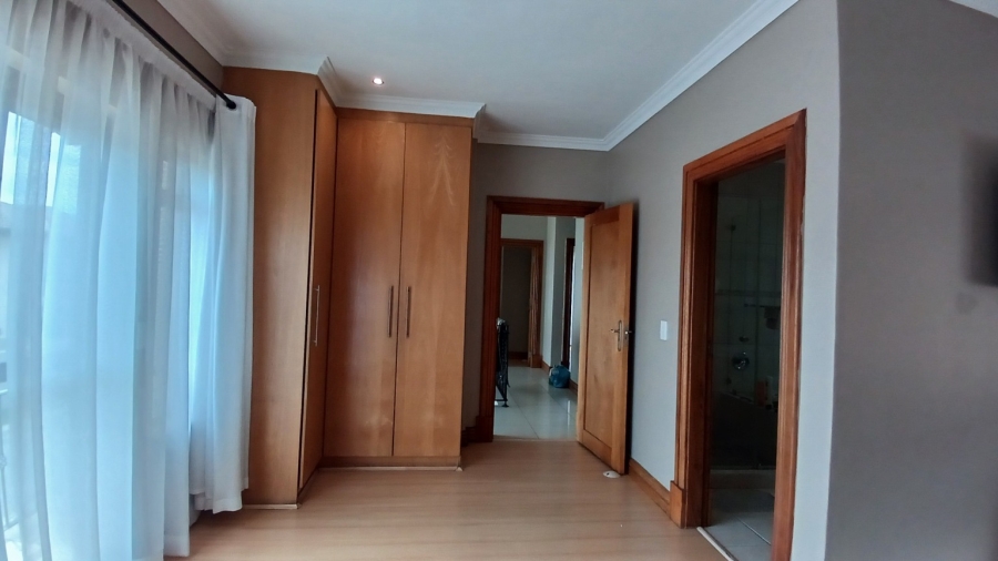 4 Bedroom Property for Sale in New Market Gauteng