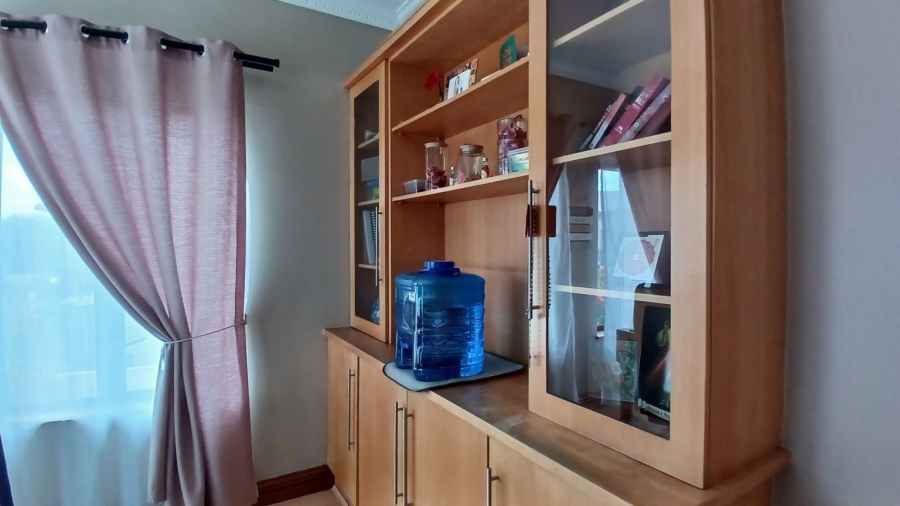 4 Bedroom Property for Sale in New Market Gauteng