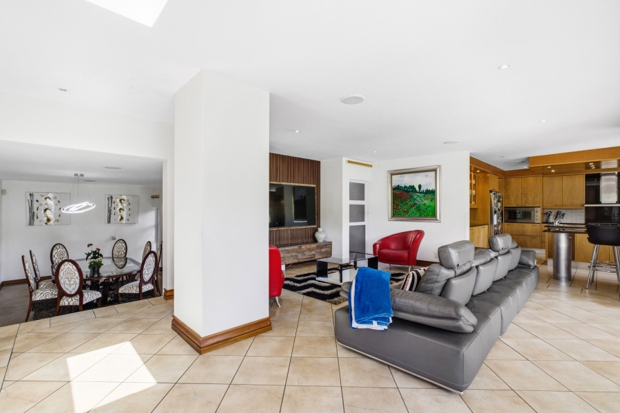 5 Bedroom Property for Sale in Dainfern Golf Estate Gauteng