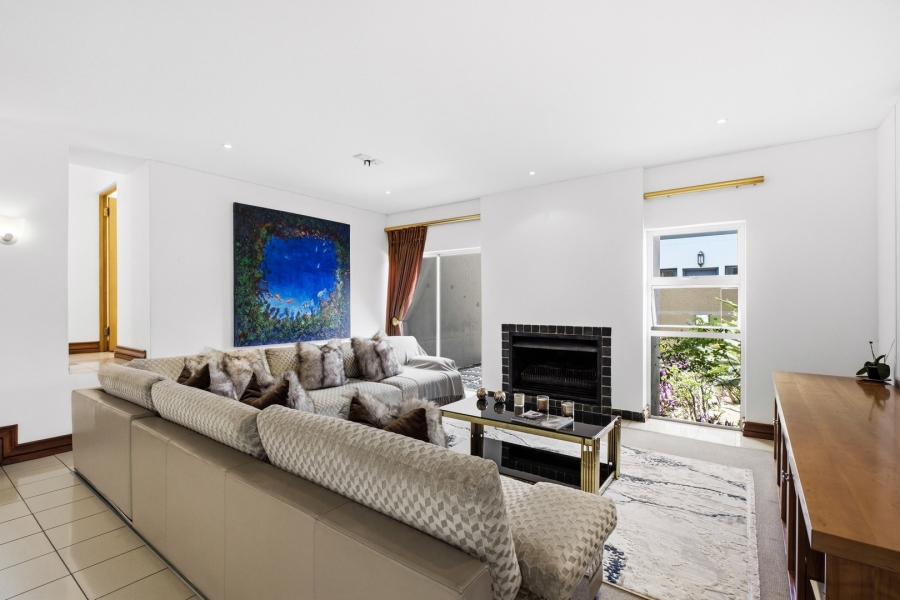 5 Bedroom Property for Sale in Dainfern Golf Estate Gauteng