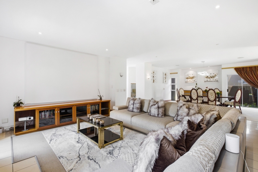 5 Bedroom Property for Sale in Dainfern Golf Estate Gauteng