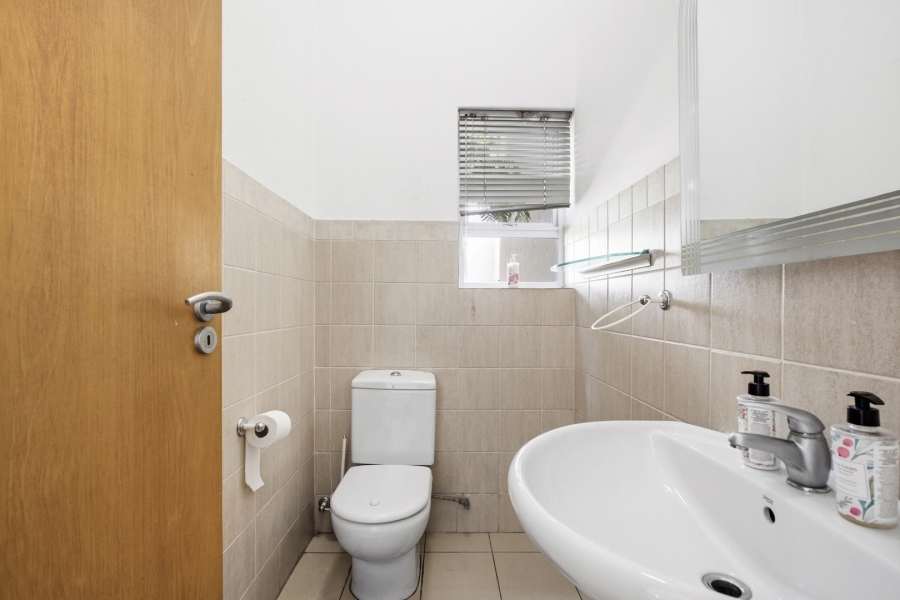 5 Bedroom Property for Sale in Dainfern Golf Estate Gauteng