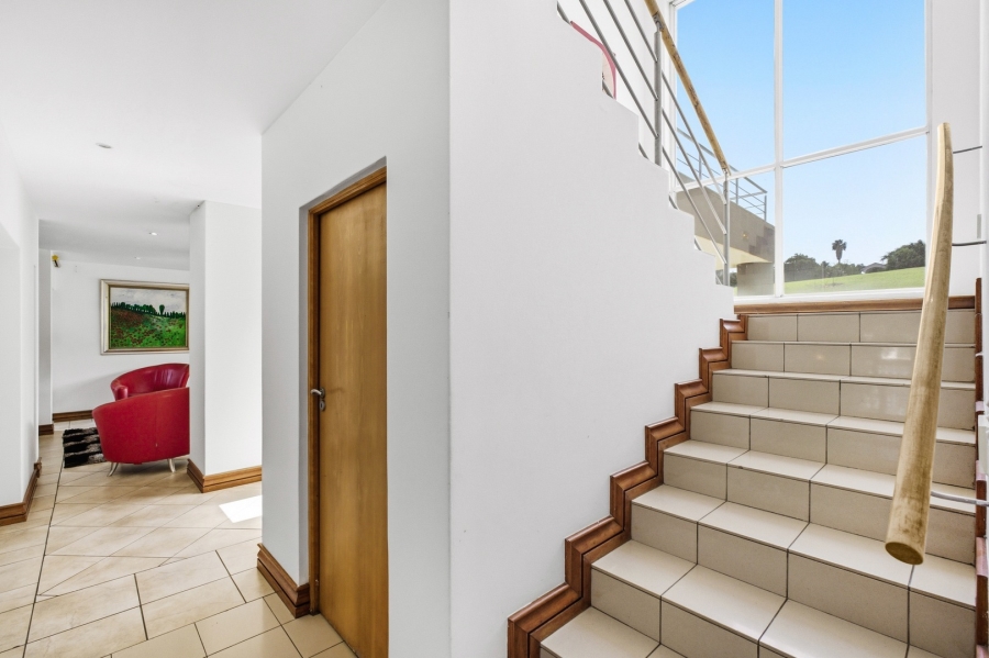 5 Bedroom Property for Sale in Dainfern Golf Estate Gauteng
