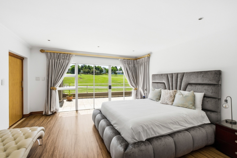 5 Bedroom Property for Sale in Dainfern Golf Estate Gauteng