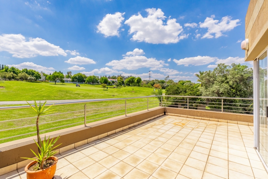 5 Bedroom Property for Sale in Dainfern Golf Estate Gauteng