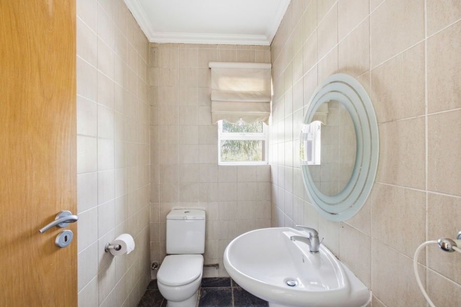5 Bedroom Property for Sale in Dainfern Golf Estate Gauteng