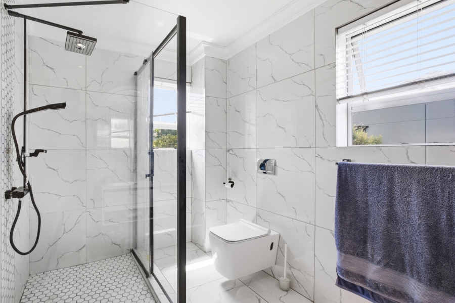 5 Bedroom Property for Sale in Dainfern Golf Estate Gauteng