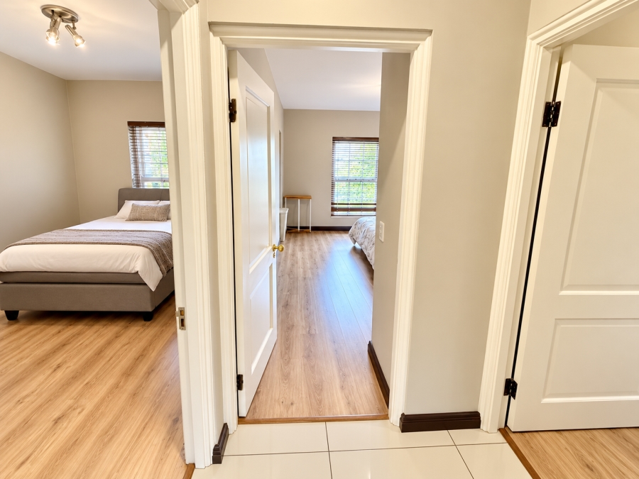 To Let 3 Bedroom Property for Rent in Sandown Gauteng