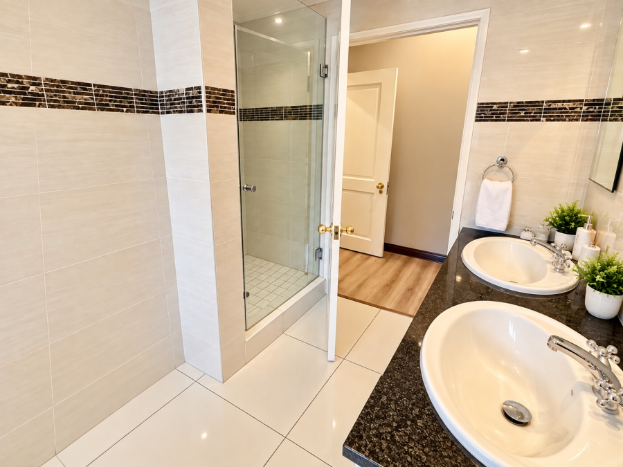 To Let 3 Bedroom Property for Rent in Sandown Gauteng