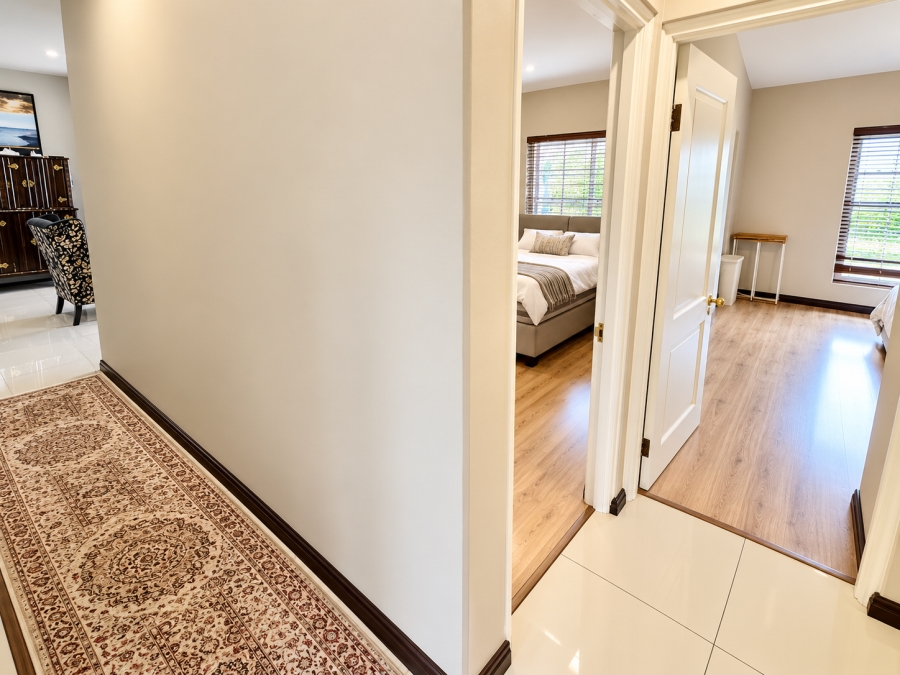 To Let 3 Bedroom Property for Rent in Sandown Gauteng