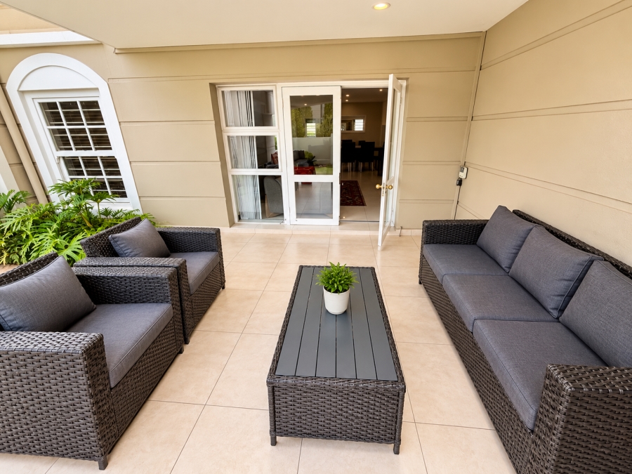 To Let 3 Bedroom Property for Rent in Sandown Gauteng