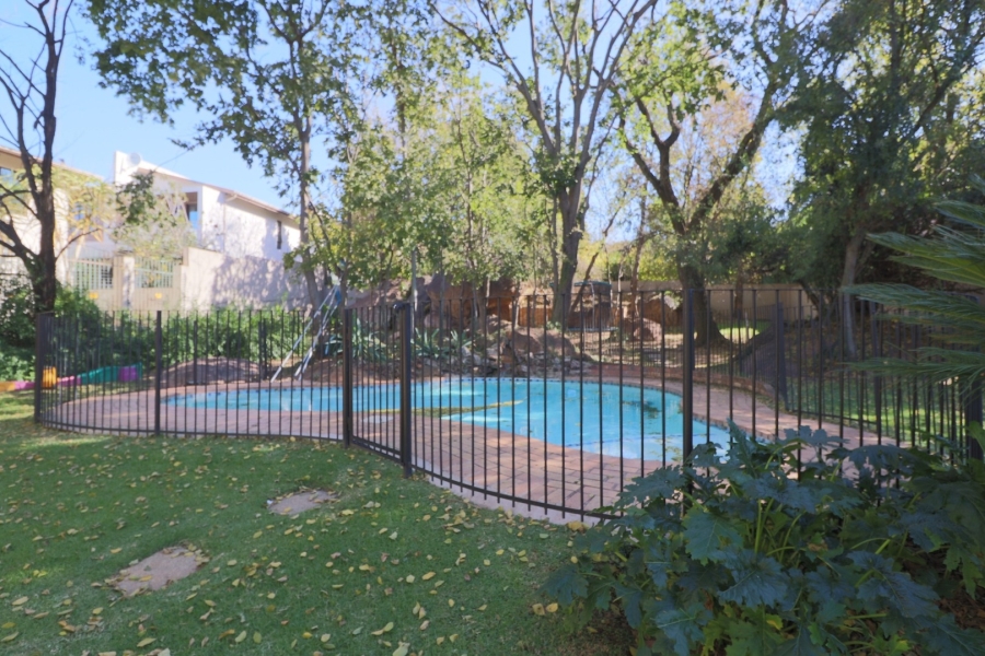 To Let 2 Bedroom Property for Rent in Edenburg Gauteng