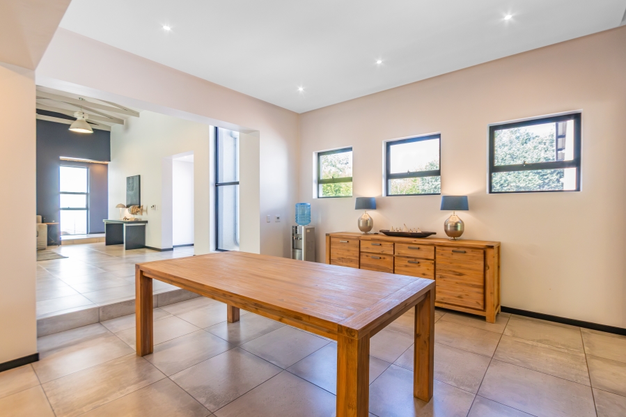3 Bedroom Property for Sale in Chartwell Gauteng