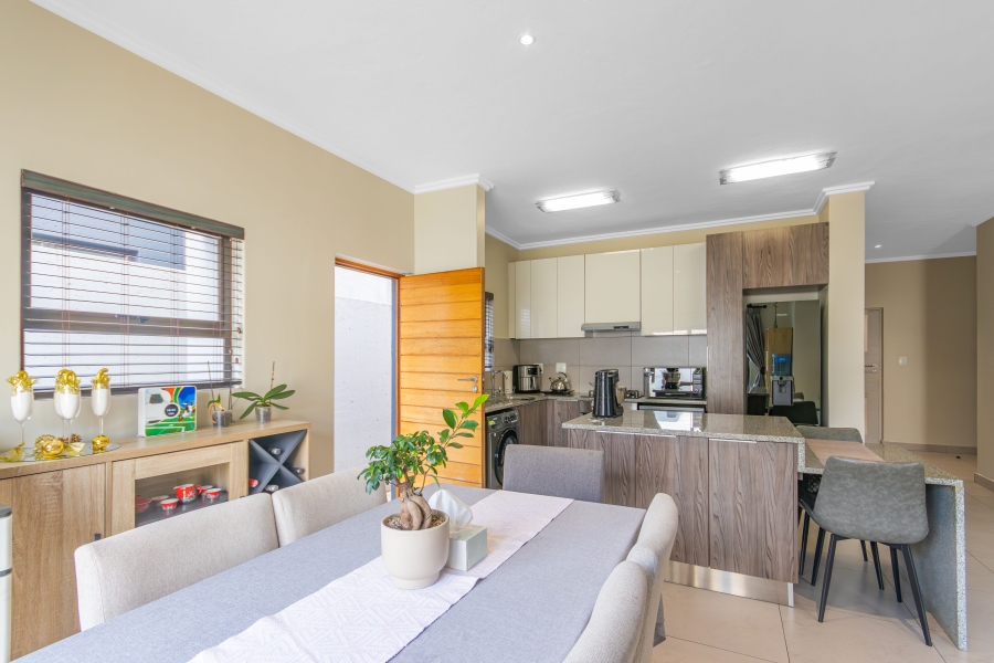 3 Bedroom Property for Sale in Bryanston Gauteng