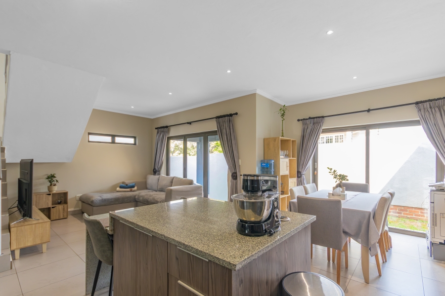 3 Bedroom Property for Sale in Bryanston Gauteng