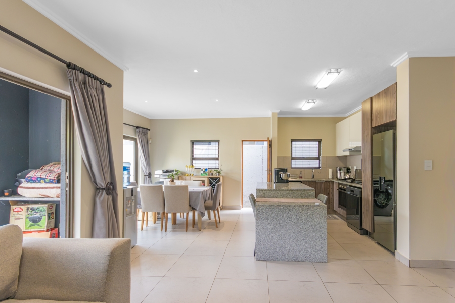 3 Bedroom Property for Sale in Bryanston Gauteng