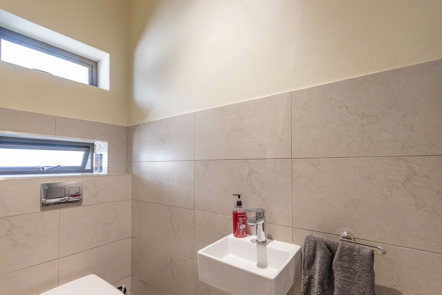 3 Bedroom Property for Sale in Bryanston Gauteng