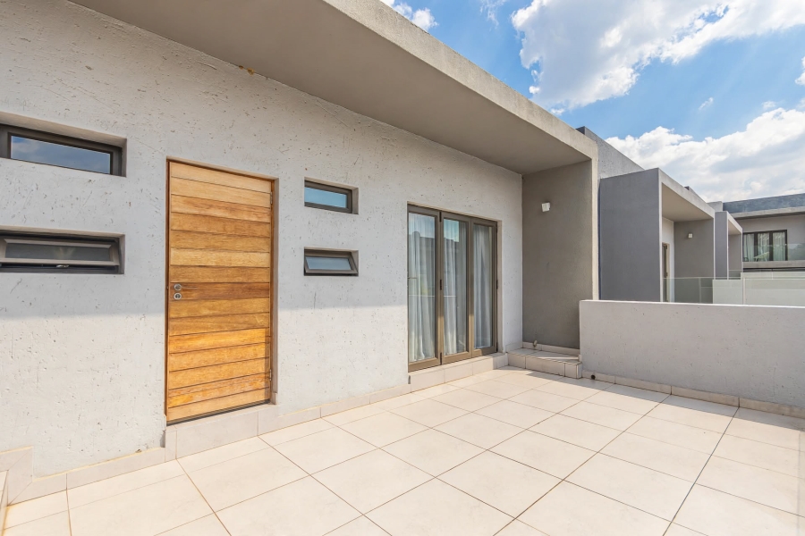 3 Bedroom Property for Sale in Bryanston Gauteng