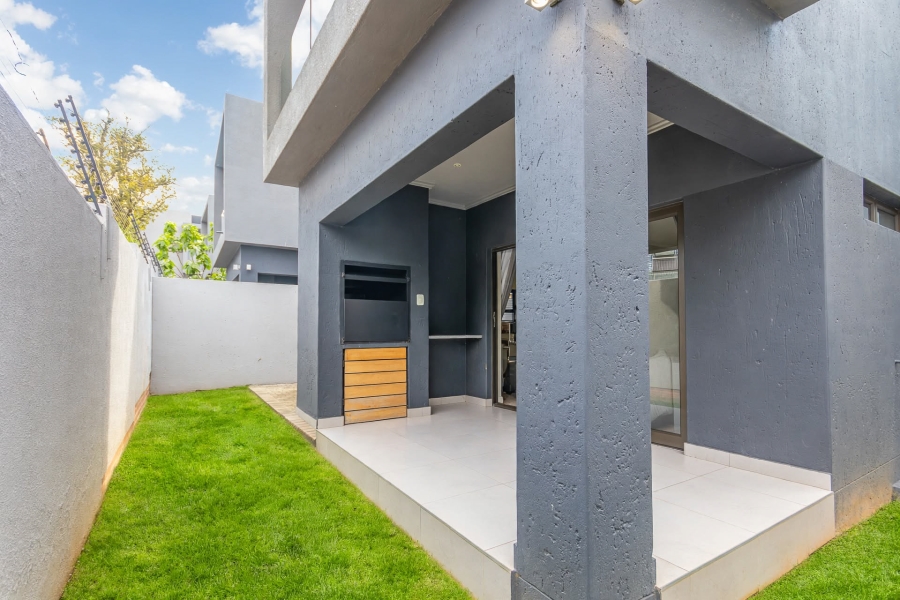 3 Bedroom Property for Sale in Bryanston Gauteng