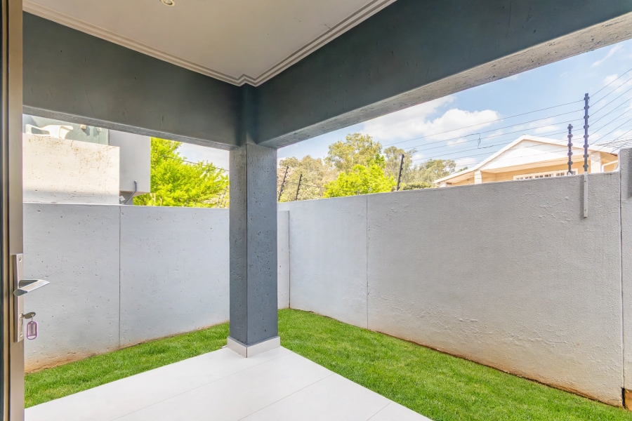 3 Bedroom Property for Sale in Bryanston Gauteng