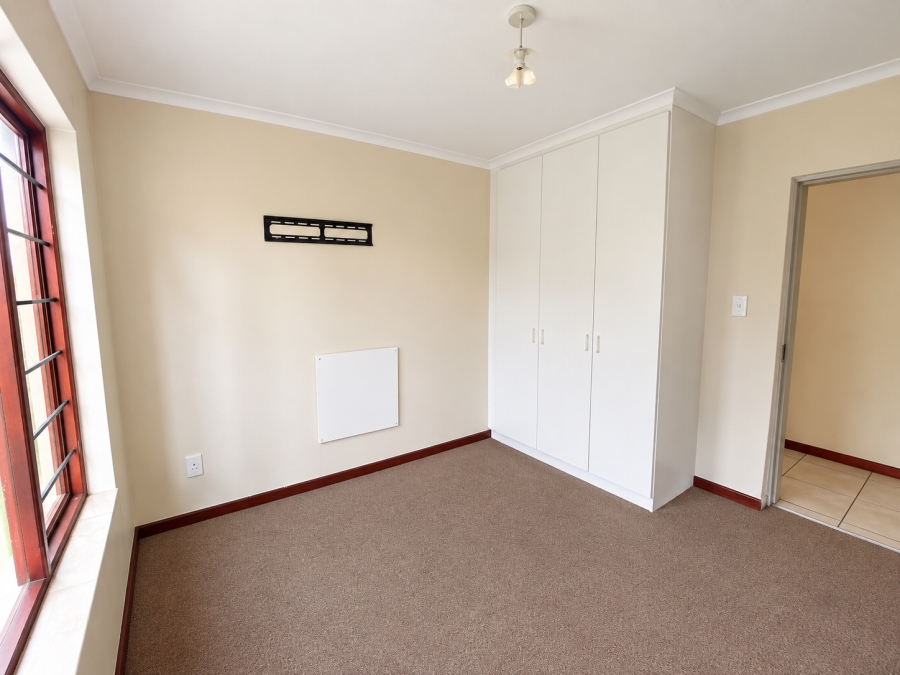 To Let 3 Bedroom Property for Rent in Broadacres Gauteng
