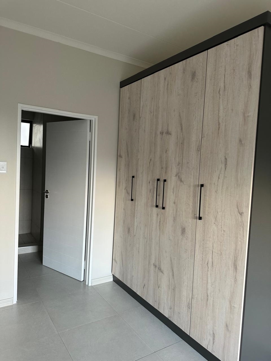 2 Bedroom Property for Sale in Carlswald Gauteng