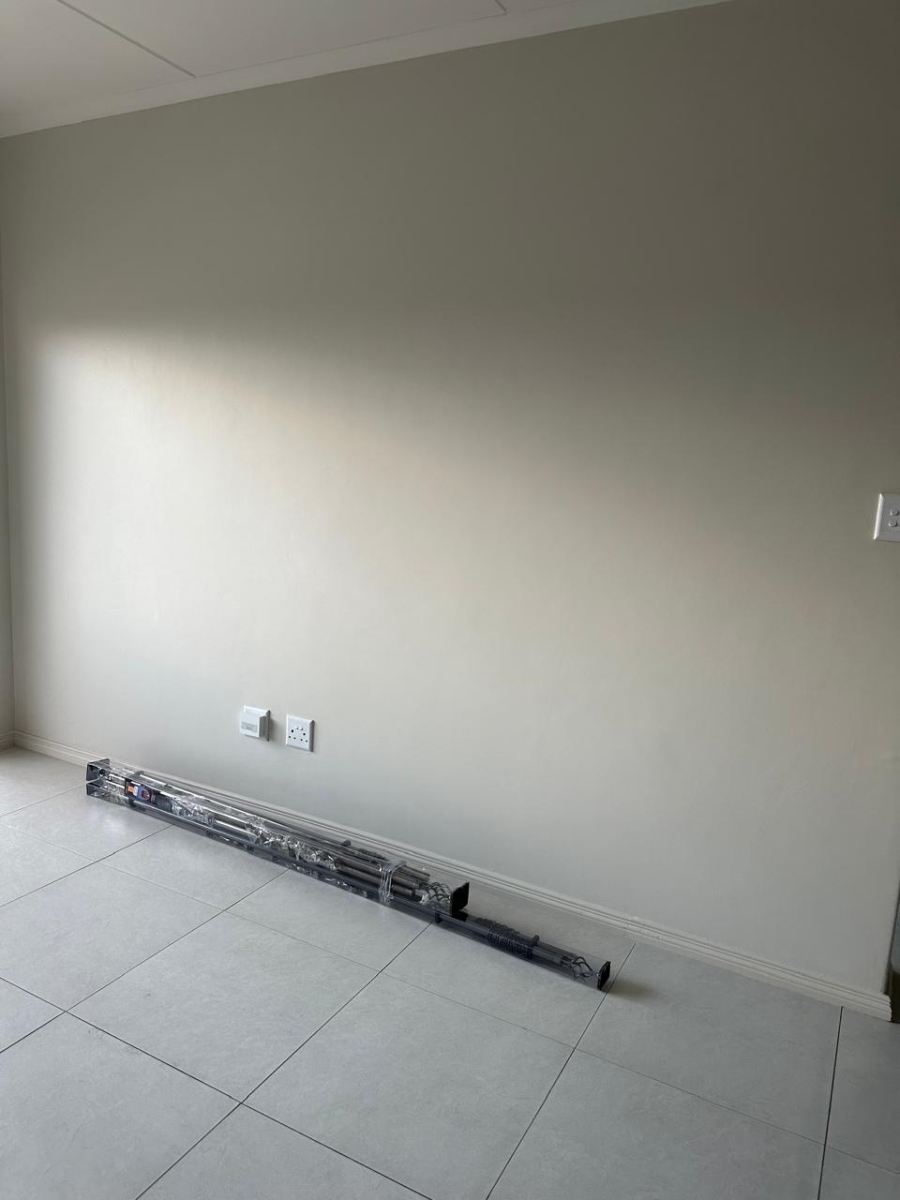 2 Bedroom Property for Sale in Carlswald Gauteng