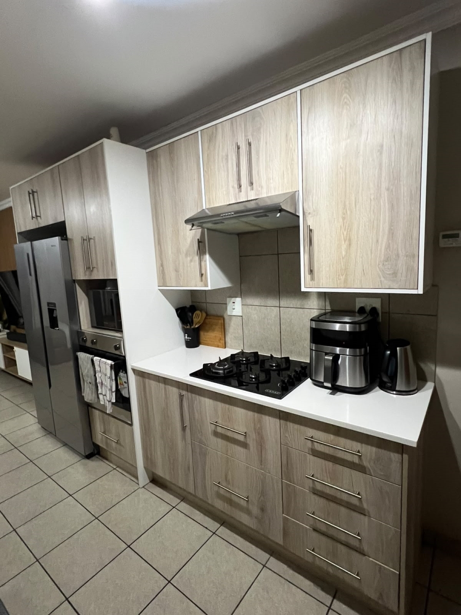 To Let 2 Bedroom Property for Rent in Terenure Gauteng