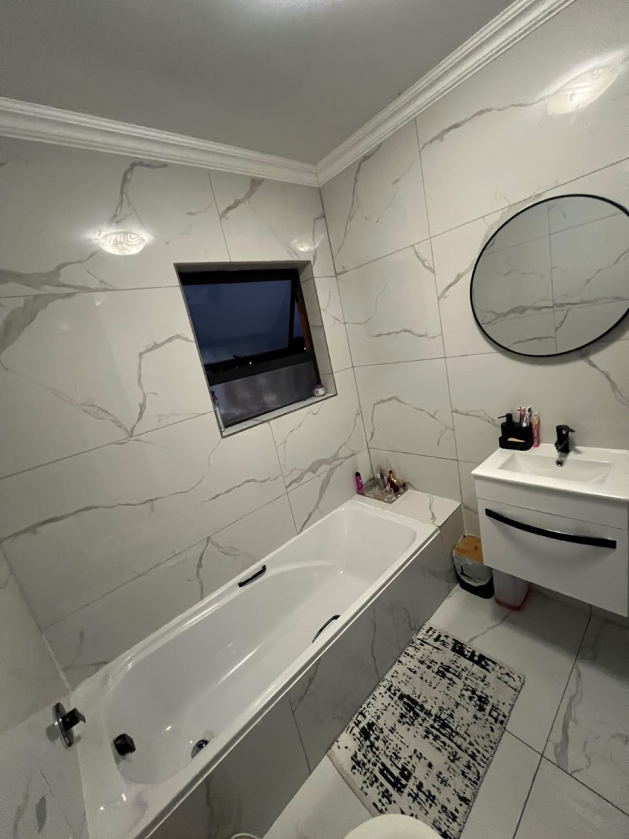 To Let 2 Bedroom Property for Rent in Terenure Gauteng