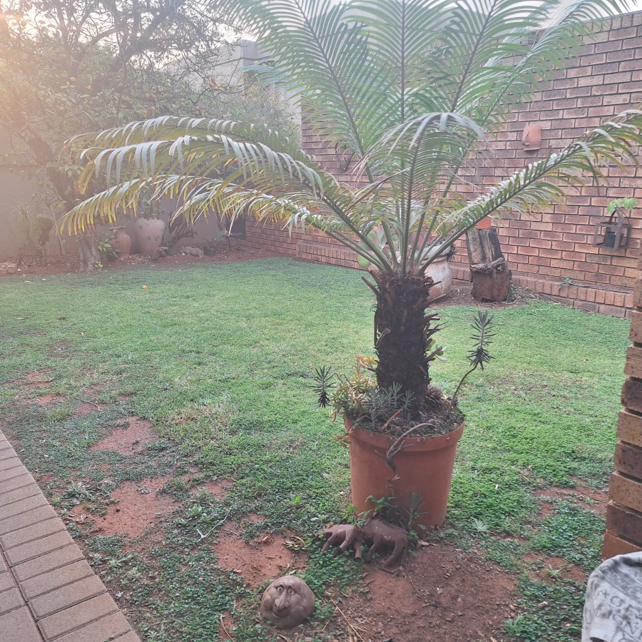 3 Bedroom Property for Sale in Magalieskruin Gauteng
