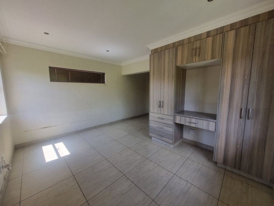 To Let 3 Bedroom Property for Rent in Equestria Gauteng