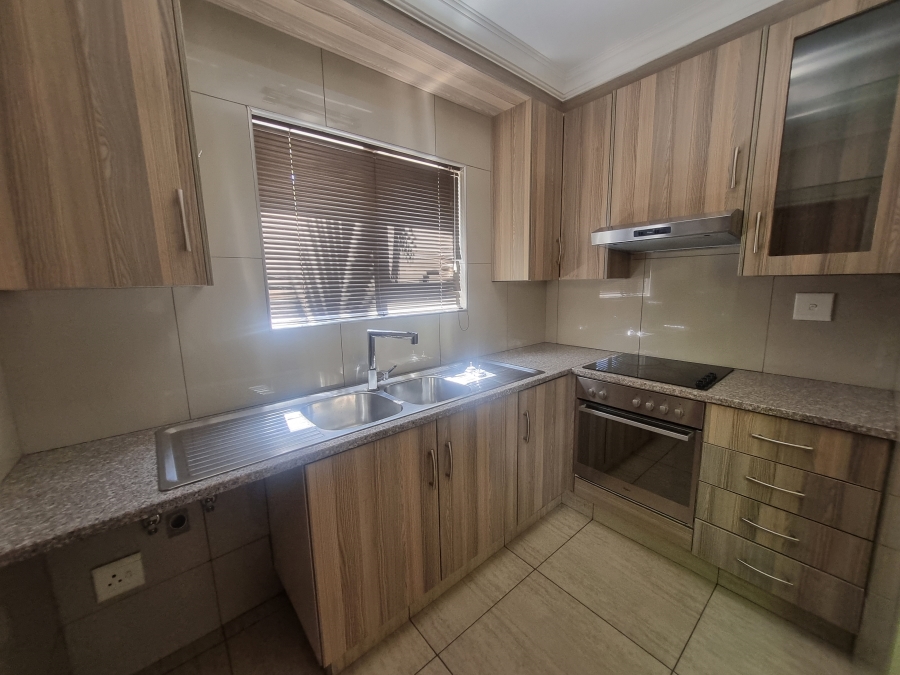 To Let 3 Bedroom Property for Rent in Equestria Gauteng