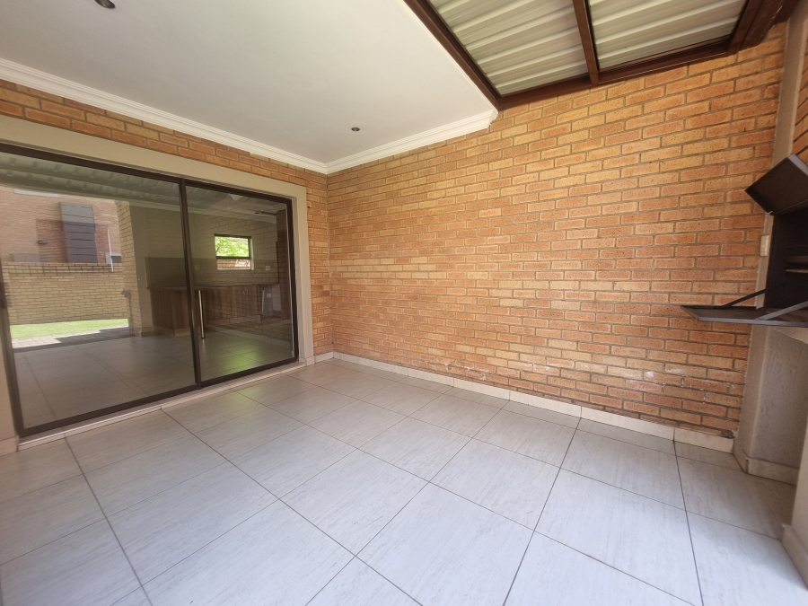 To Let 3 Bedroom Property for Rent in Equestria Gauteng