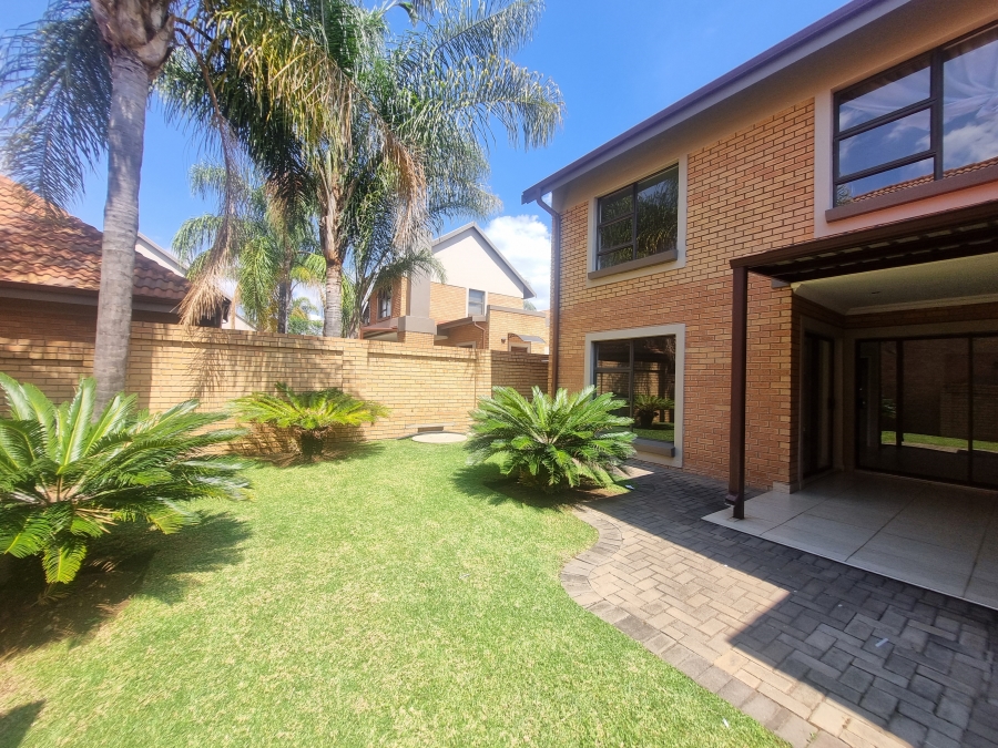To Let 3 Bedroom Property for Rent in Equestria Gauteng