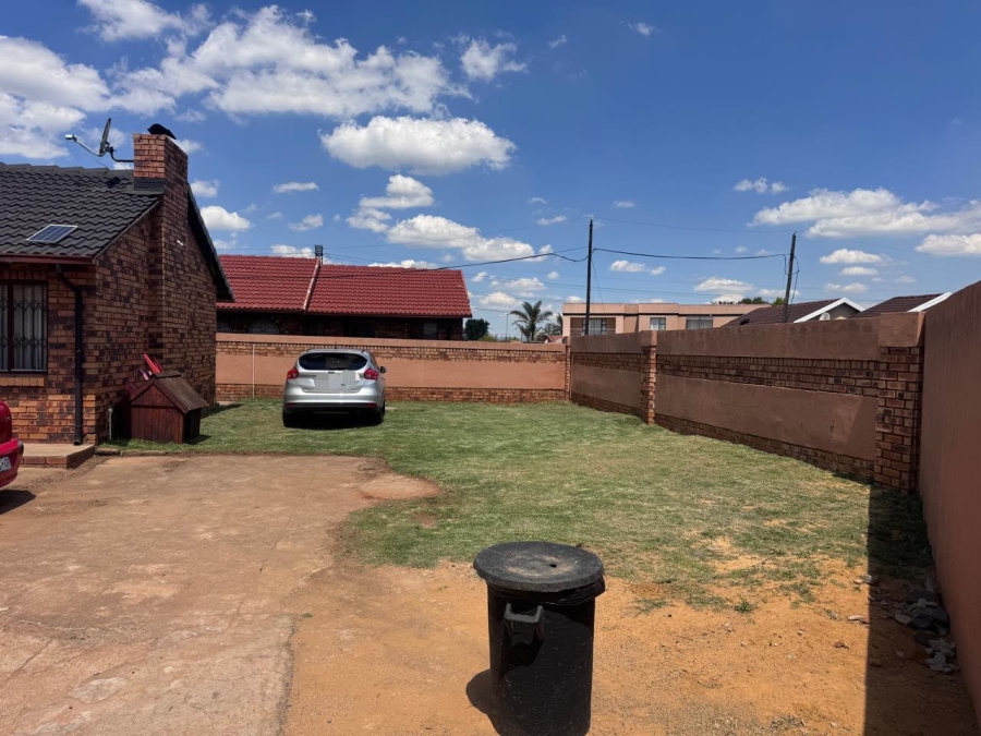 3 Bedroom Property for Sale in Vosloorus Ext 10 Gauteng