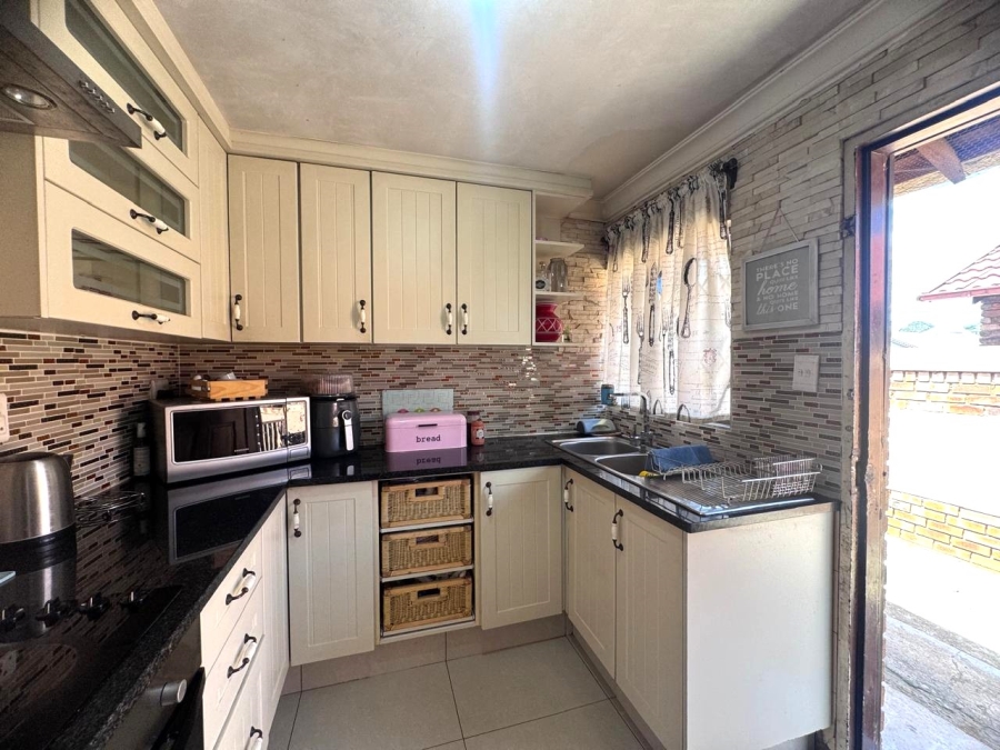 3 Bedroom Property for Sale in Vosloorus Ext 10 Gauteng
