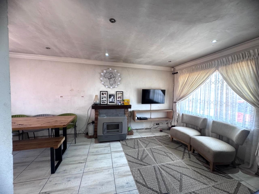 3 Bedroom Property for Sale in Vosloorus Ext 10 Gauteng