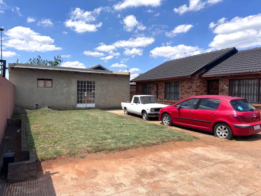 3 Bedroom Property for Sale in Vosloorus Ext 10 Gauteng
