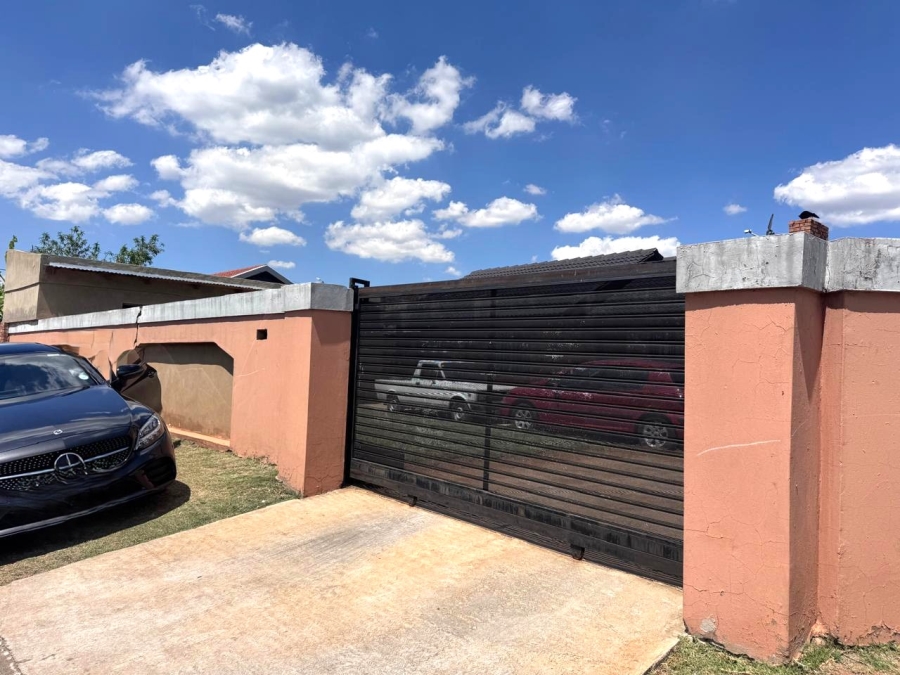 3 Bedroom Property for Sale in Vosloorus Ext 10 Gauteng