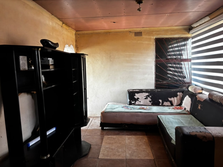 1 Bedroom Property for Sale in Mabuya Park Gauteng