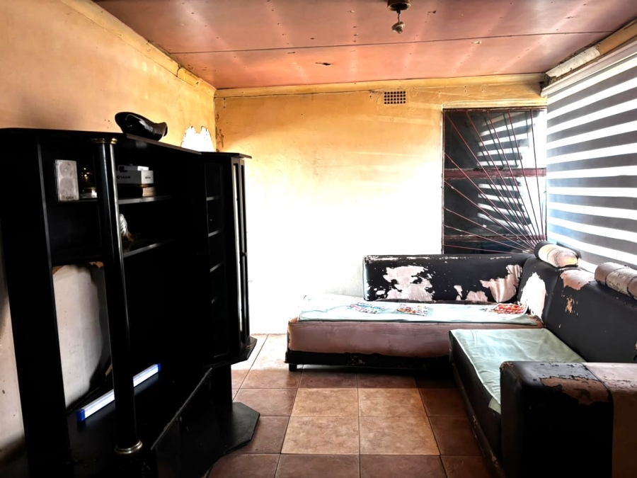 1 Bedroom Property for Sale in Mabuya Park Gauteng