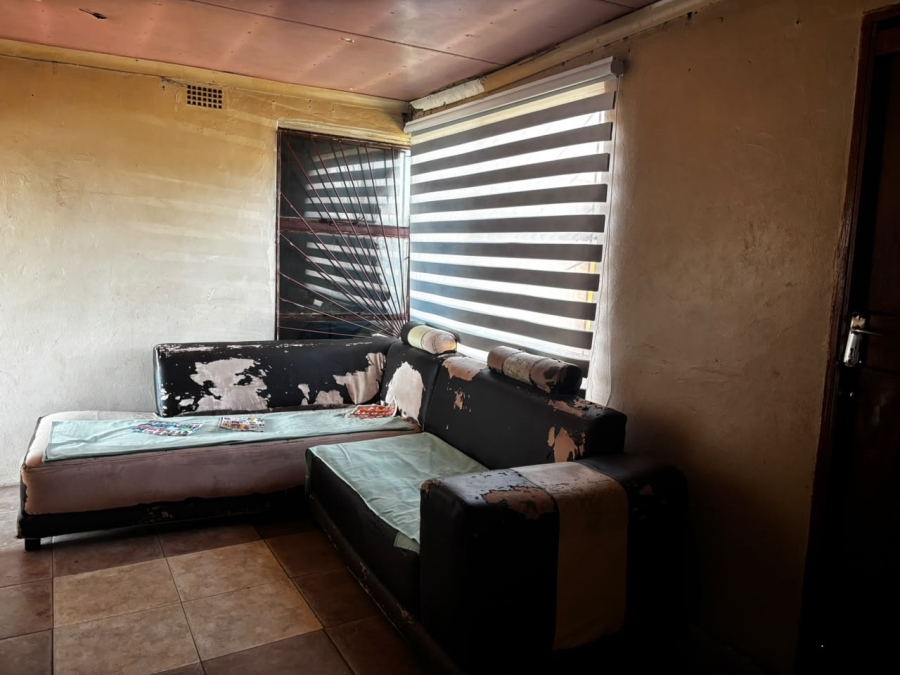 1 Bedroom Property for Sale in Mabuya Park Gauteng