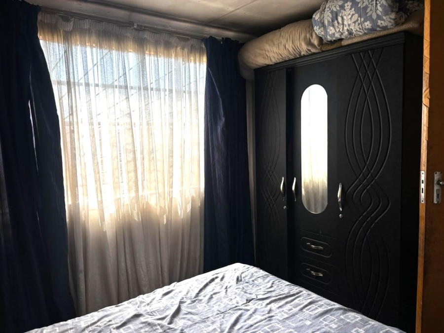 1 Bedroom Property for Sale in Mabuya Park Gauteng