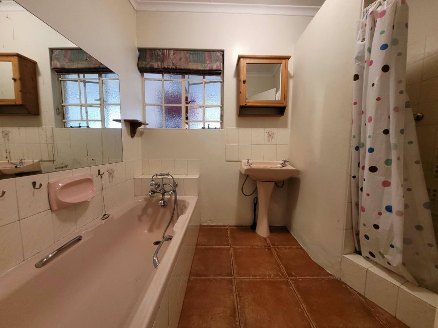 To Let 2 Bedroom Property for Rent in Bromhof Gauteng