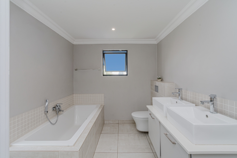 3 Bedroom Property for Sale in Kengies Gauteng