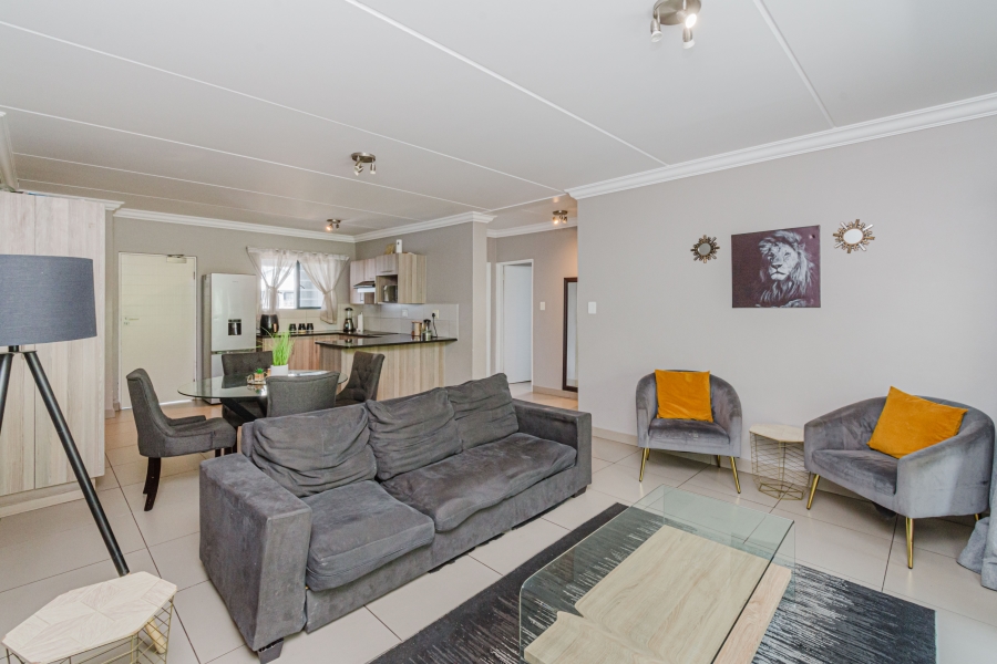 2 Bedroom Property for Sale in Broadacres Gauteng